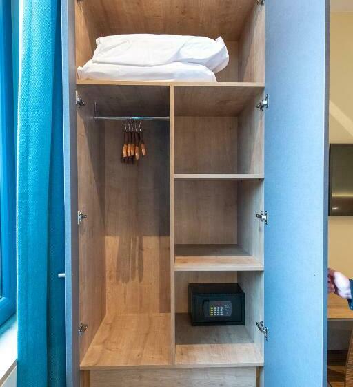 اتاق لوکس, Le Vivier