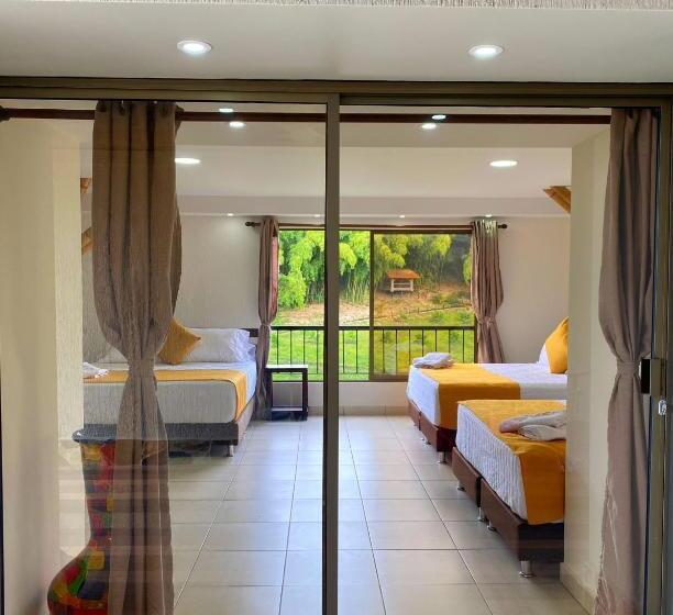 اتاق خانوادگی, La Victoria Hotel Campestre