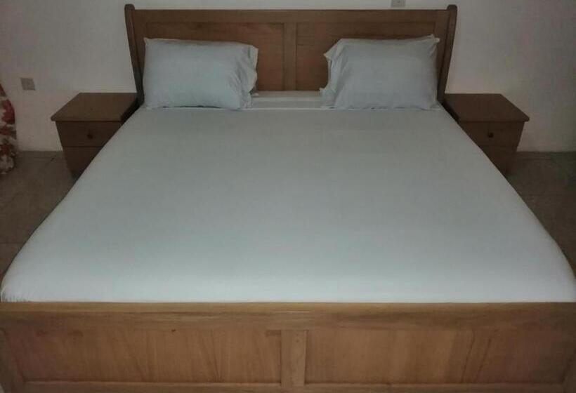 Deluxe Suite King Bed, Panaasa Guest House