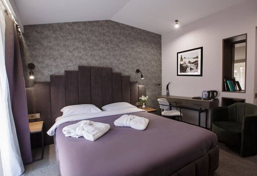 اتاق سوپریور, Kulikovskiy