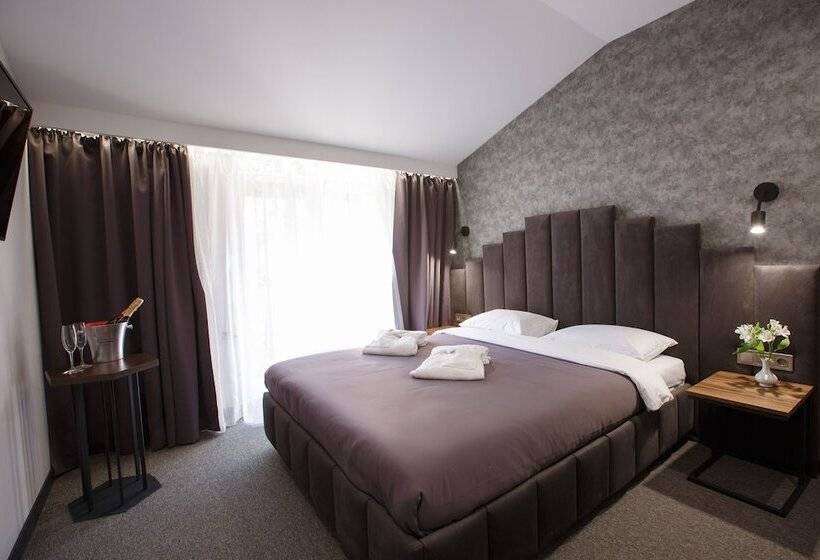 اتاق سوپریور, Kulikovskiy