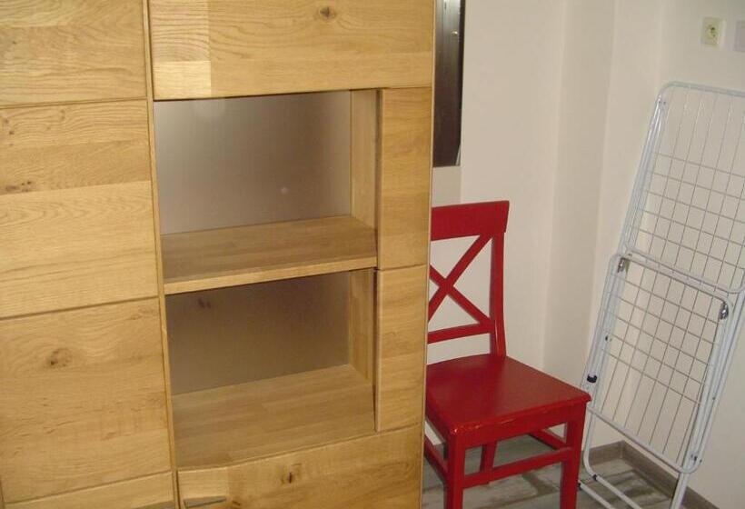 1 Bedroom Apartment Lake View, Ubytovanie Danube