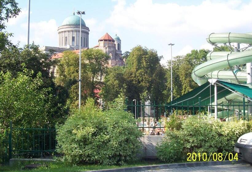 Huoneisto 1 Makuuhuone, Ubytovanie Danube