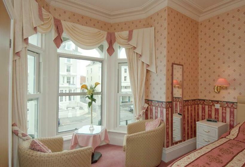 غرفة قياسية مطلّة علي البحر, White Heather