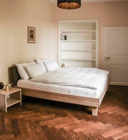 סוויטה דלוקס, Manoir De La Côte Dieu