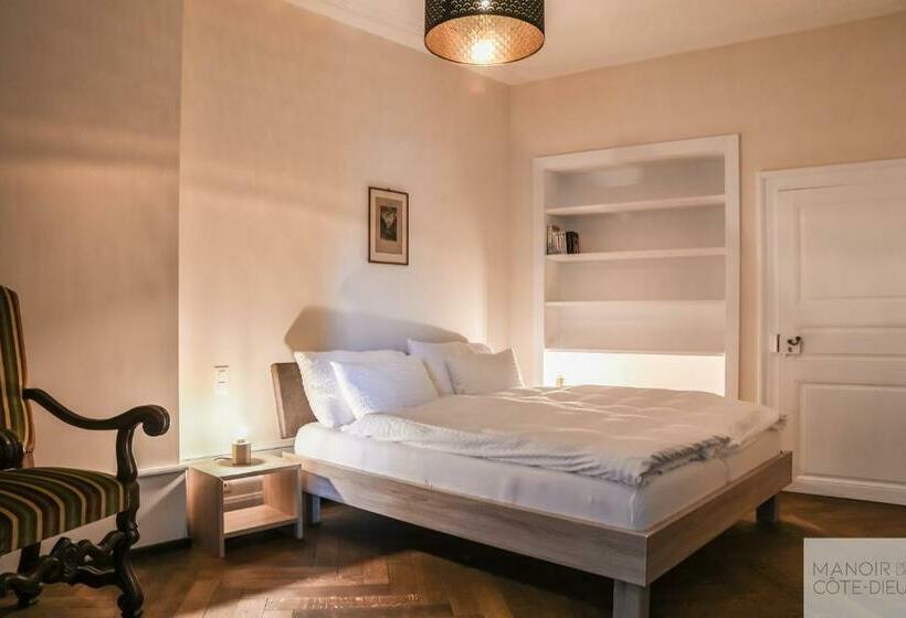 Люкс Повышенной Комфортности, Manoir De La Côte Dieu