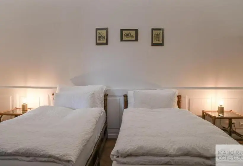 スタンダードルーム, Manoir De La Côte Dieu