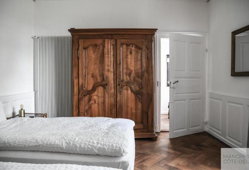חדר סטנדרט, Manoir De La Côte Dieu