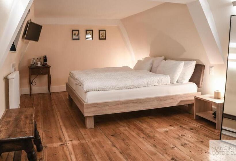 Номер Стандарт, Manoir De La Côte Dieu