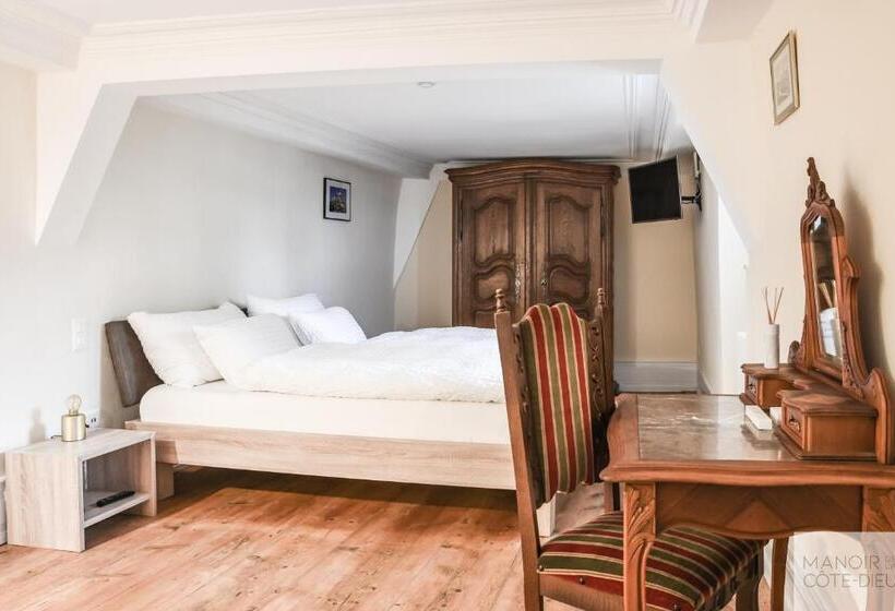 Номер Стандарт, Manoir De La Côte Dieu