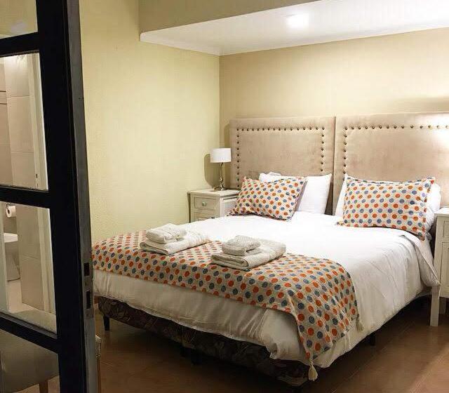 اتاق استاندارد, La Masia