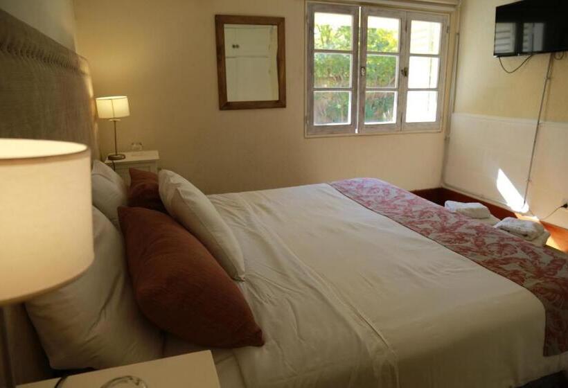 اتاق استاندارد, La Masia