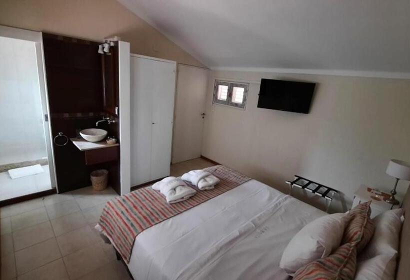 اتاق استاندارد, La Masia