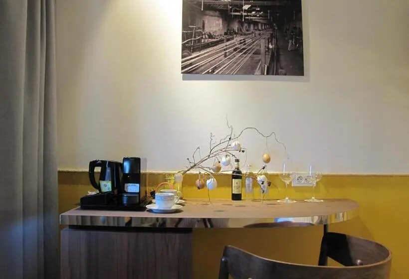 ファミリールーム, B&b La Corderie