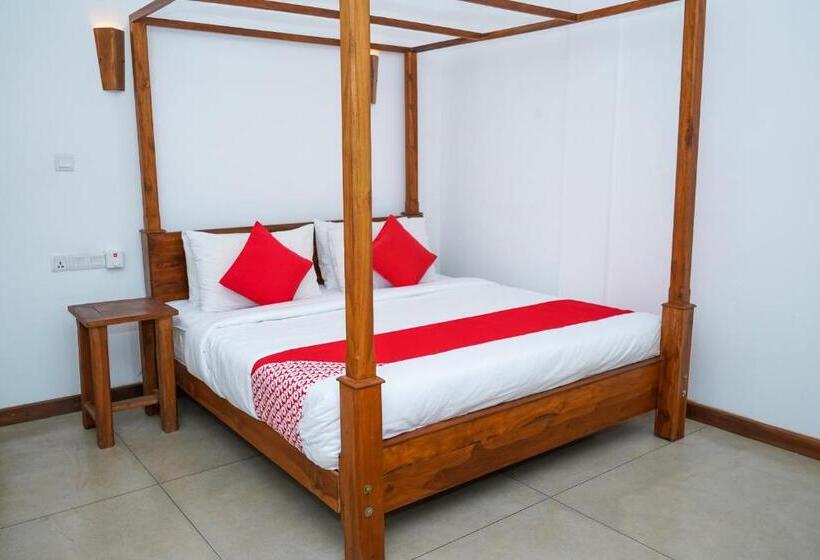 Pokój Deluxe Trzyosobowy, French Garden Kandy