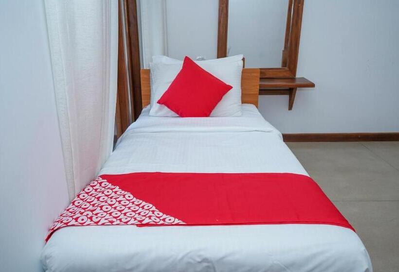 Pokój Deluxe Trzyosobowy, French Garden Kandy