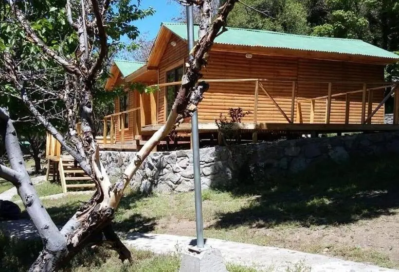 سوییت با چشم‌انداز کوه, Refugio Piedra Madre