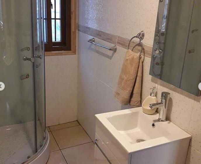 جناح مطلّ علي الجبل, Refugio Piedra Madre