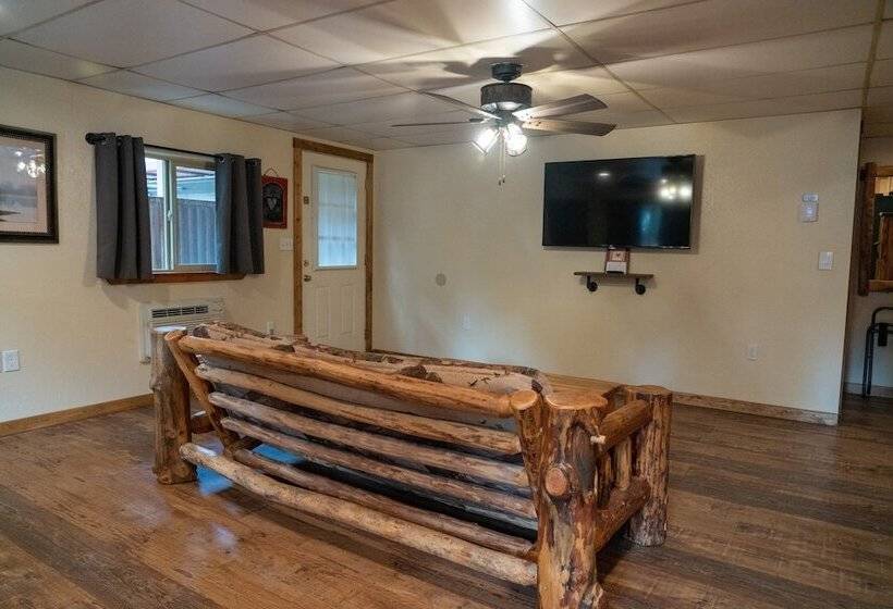 סוויטת פרמיום, Ouray Riverside Resort   Inn & Cabins