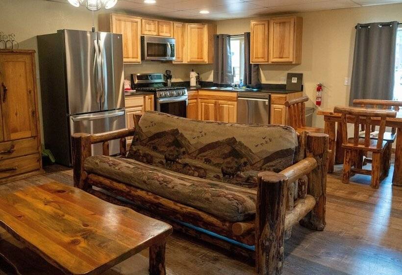 סוויטת פרמיום, Ouray Riverside Resort   Inn & Cabins