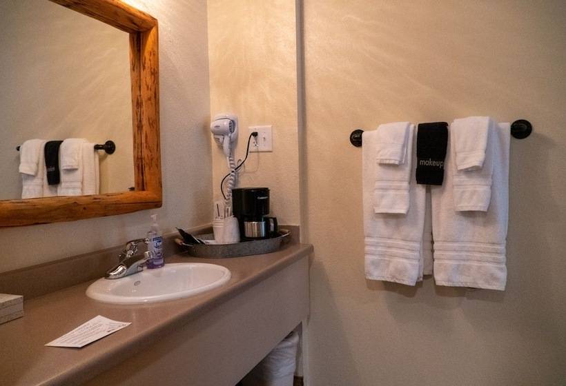 סוויטה משפחתית 2 חדרי שינה, Ouray Riverside Resort   Inn & Cabins