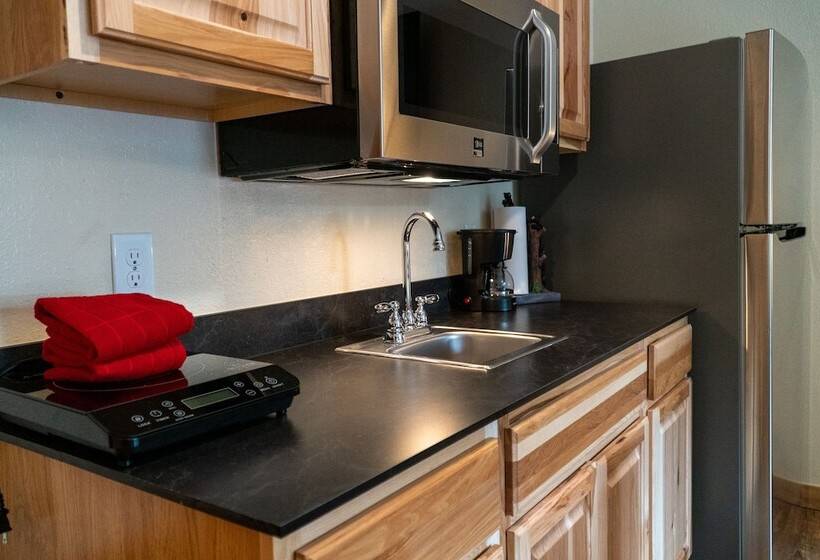 Люкс Семейный 2 Спальни, Ouray Riverside Resort   Inn & Cabins