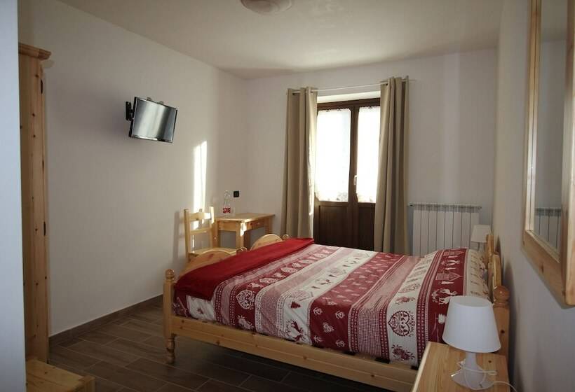 スタンダード4人部屋, Al Foiron