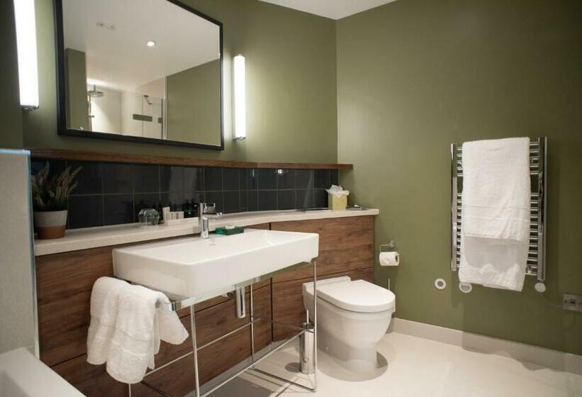 חדר דלוקס, Counting House