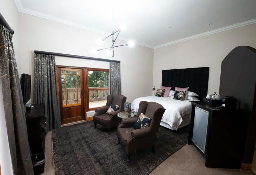 디럭스 룸 킹사이즈 침대, Il Castello