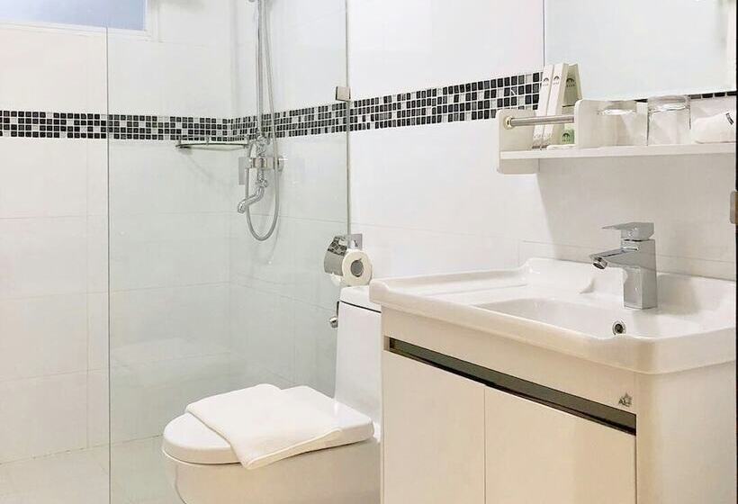 غرفة سوبيريور, K.c