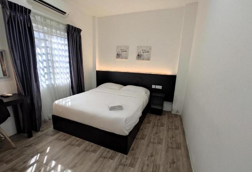 Quarto superior, Tambun Warm