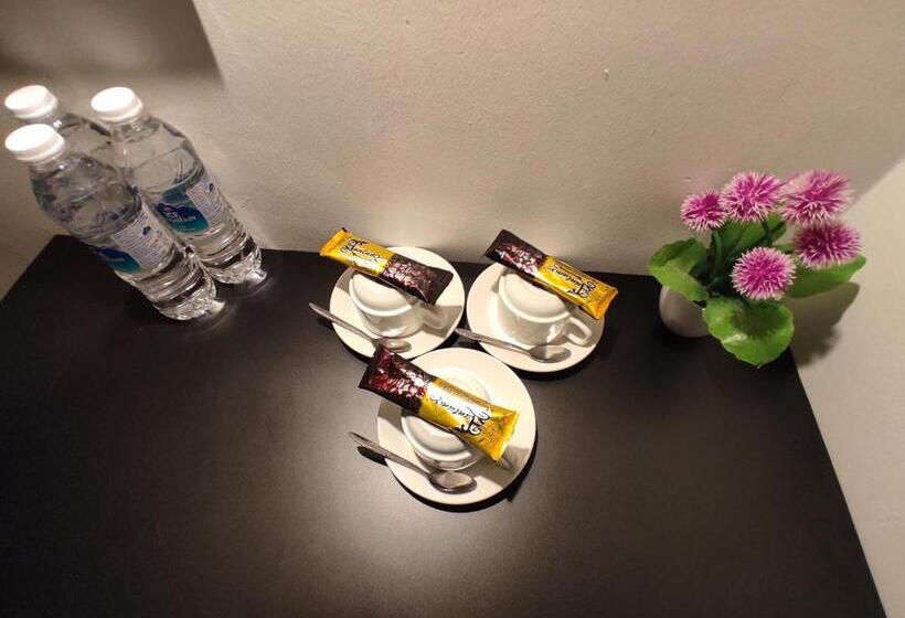 Quarto superior, Tambun Warm