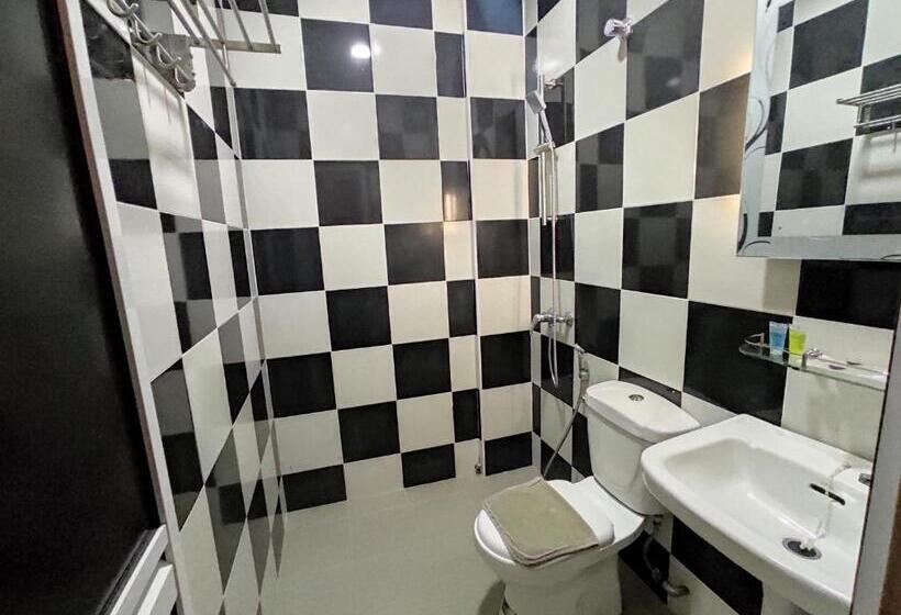 Quarto deluxe, Tambun Warm