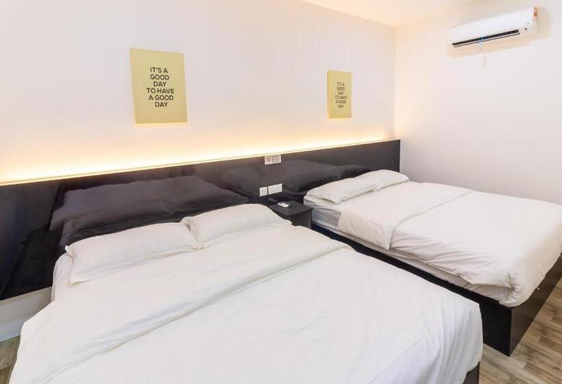 Quarto Familiar, Tambun Warm
