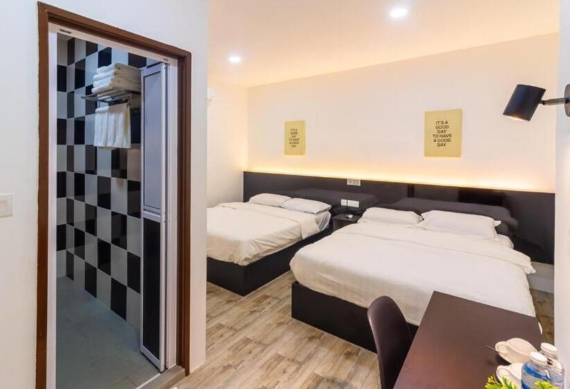 Quarto Familiar, Tambun Warm