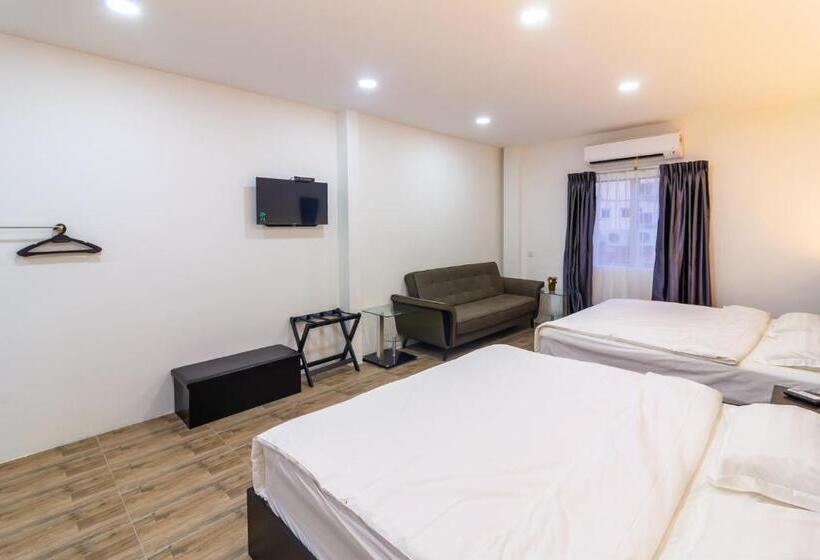 Quarto Familiar Deluxe, Tambun Warm