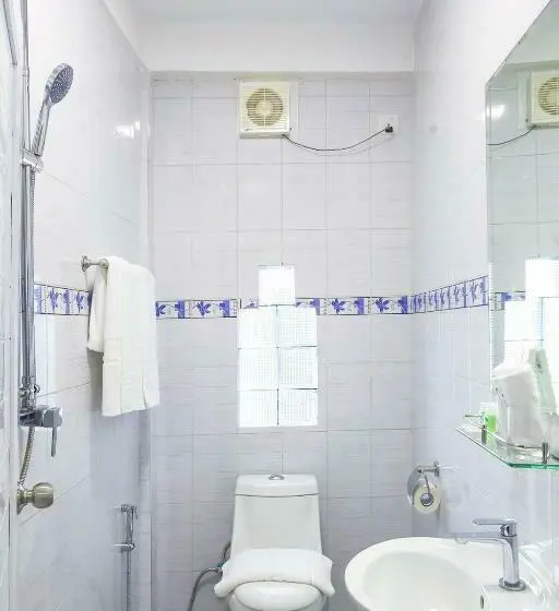 اتاق استاندارد یک نفره, K.c