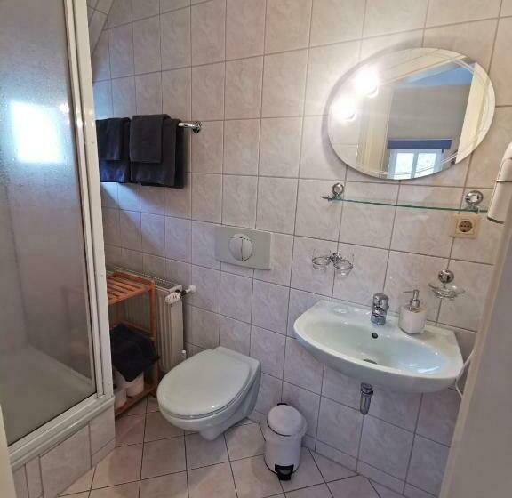 Номер Стандарт с Балконом, Pension Am Nicolaiplatz