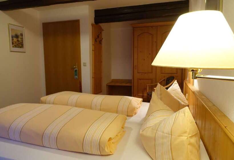 Номер Стандарт, Pension Am Nicolaiplatz