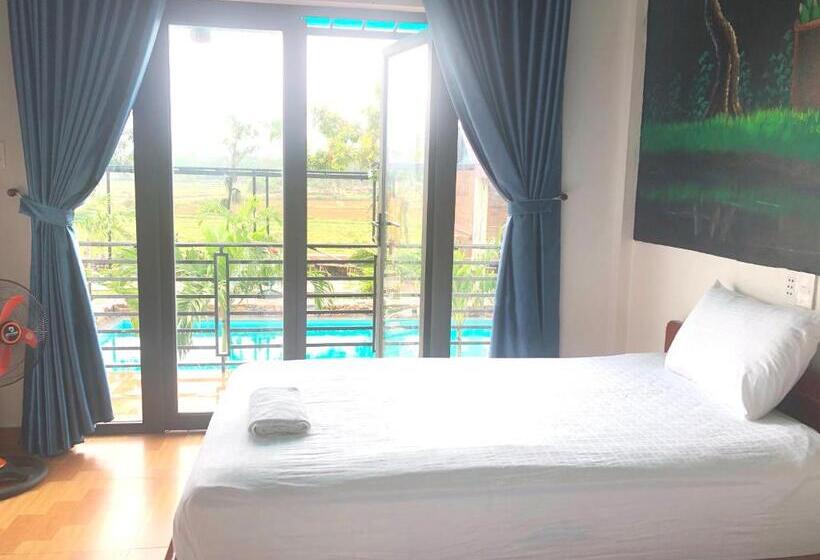 اتاق استاندارد با چشم‌انداز استخر, Palafita Bungalow