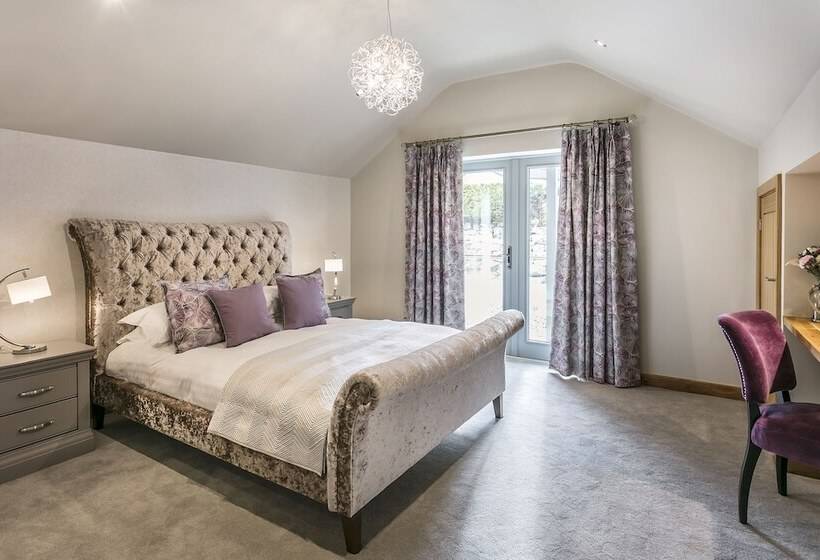 디럭스 스위트, The Gamekeeper S Inn