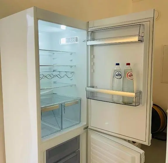 1ベッドルームのデラックスアパートメント, Landlord Bij Leuven