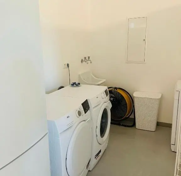1ベッドルームアパートメント, Landlord Bij Leuven