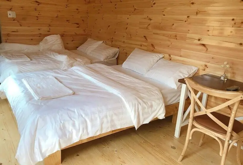 اتاق استاندارد چهار تخته, An An House   Hostel