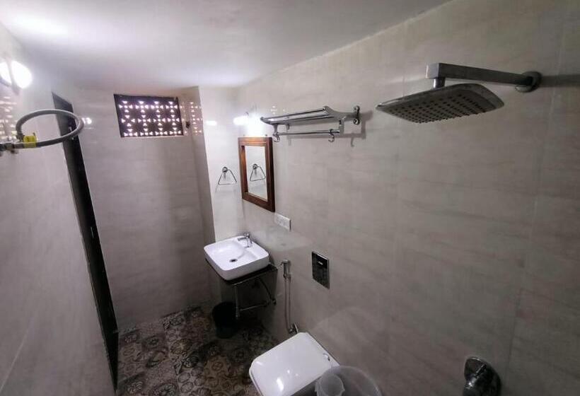 Quarto Superior Cama King, Riviera Madaar Resort