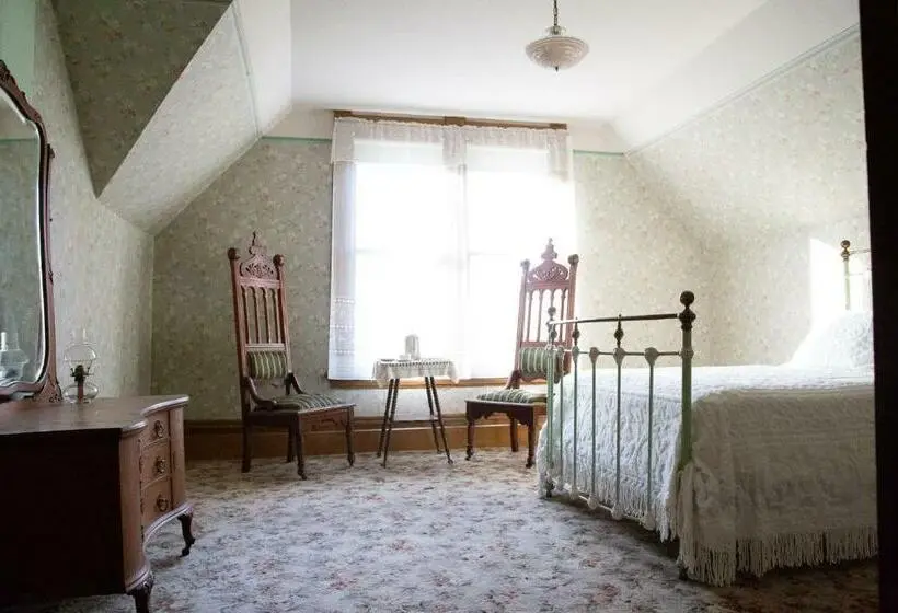 バス共有のスタンダードルーム, Lodi Hill House
