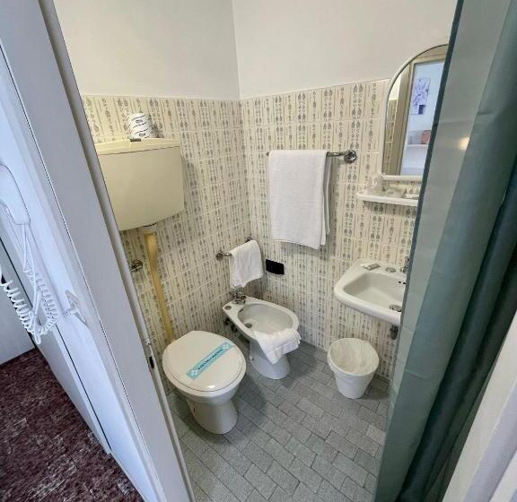 スタンダードルーム, Napoleon