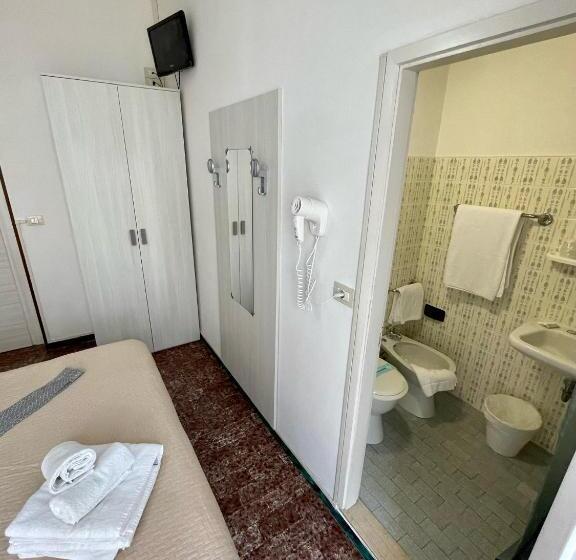 スタンダードルーム, Napoleon