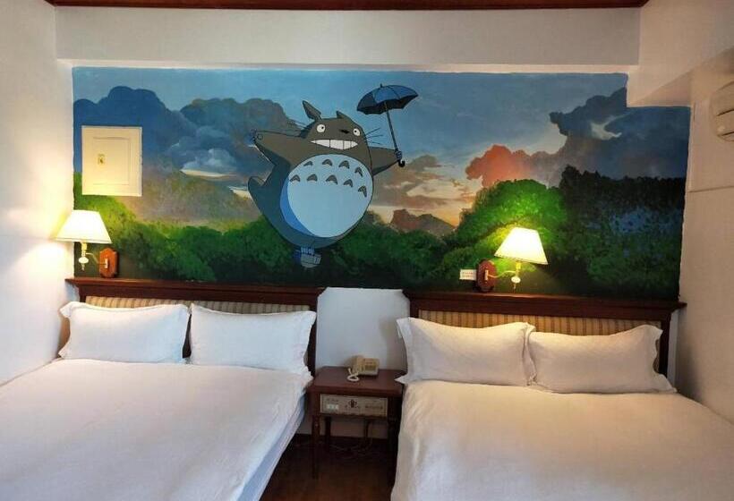 اتاق خانوادگی, Little Paradise Inn