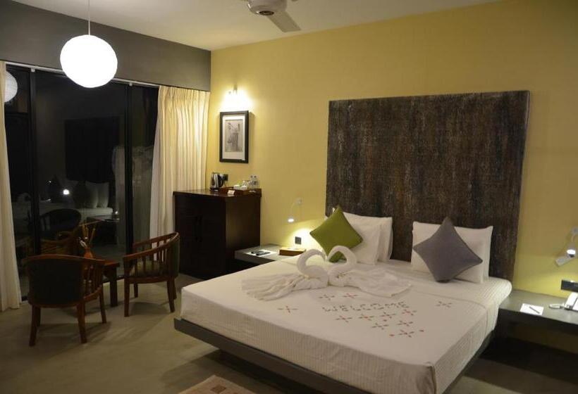 디럭스 스위트 킹 침대, Sigiriya King S Resort